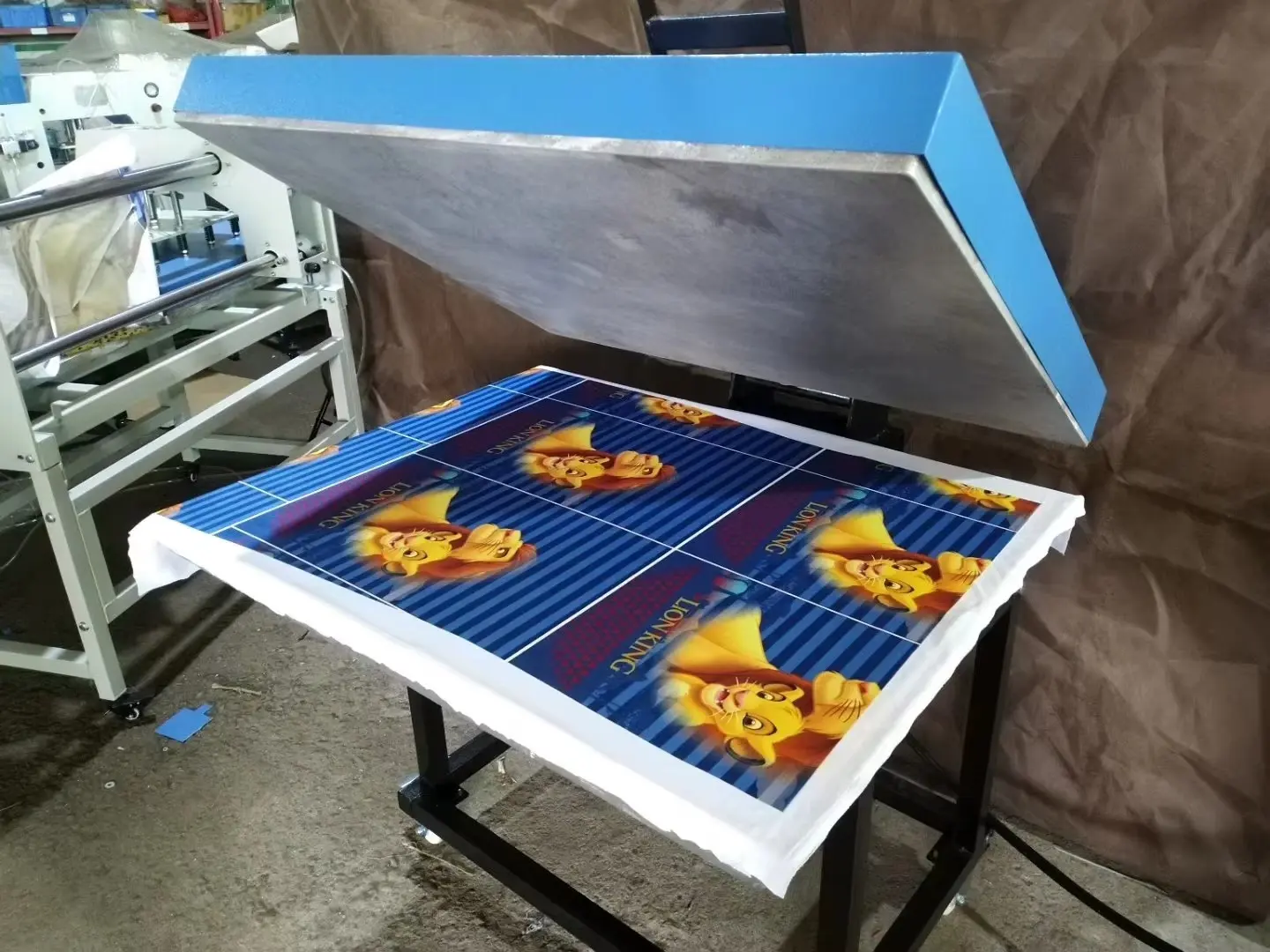 Large Format Manual Flatbed Heat Press Machine for Textile Production detail image