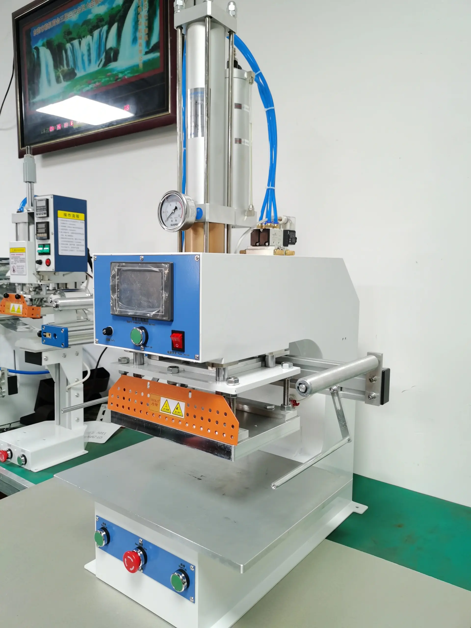 1500kg Automatic Pneumatic 图片素材 2026-7-8 Hot Foil Stamping Machine for B2B Buyers detail image