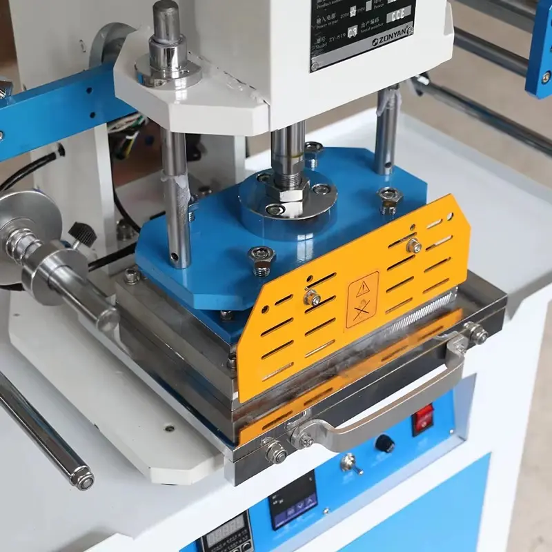 Digital Stamping Machine 图片素材 2026-7-8 Hot Foil Stamping Machine for B2B Buyers