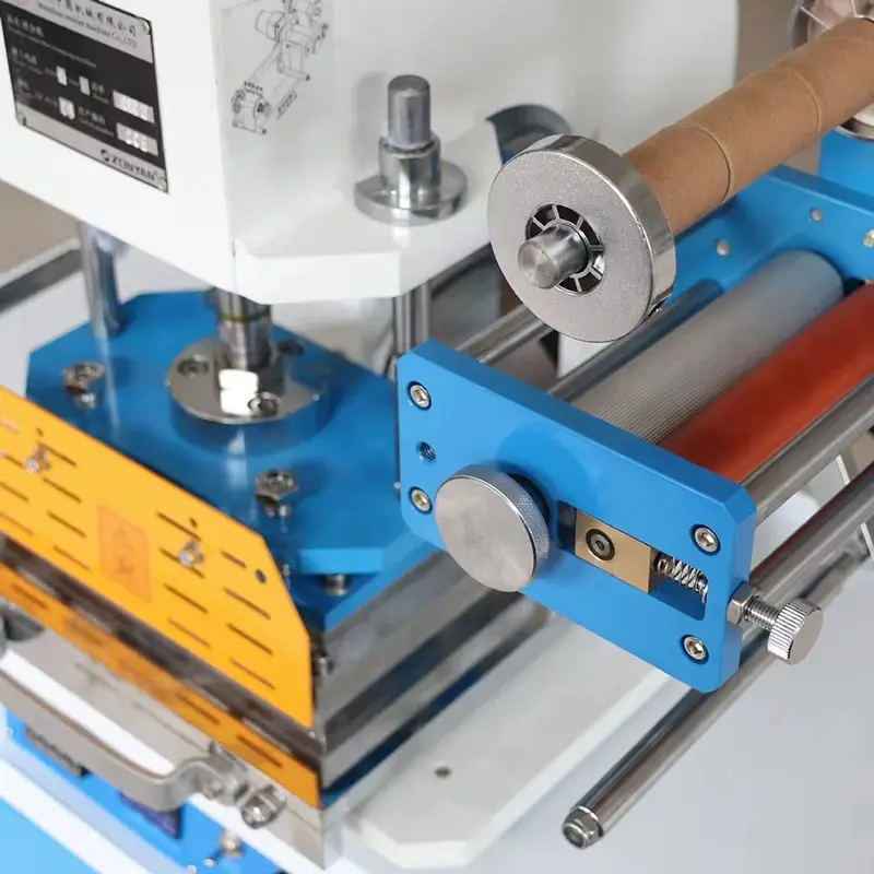 Digital Stamping Machine 图片素材 2026-7-8 Hot Foil Stamping Machine for B2B Buyers